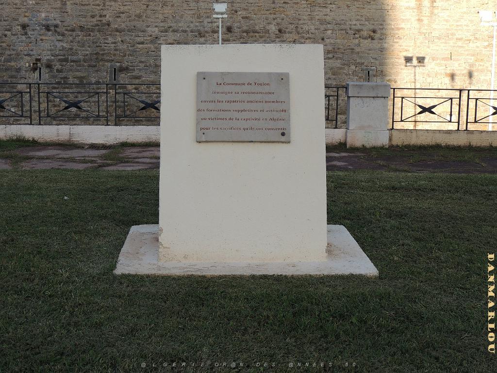 2025 09 25 TOULON HOMMAGE NATIONAL AUX HARKIS (9).jpg